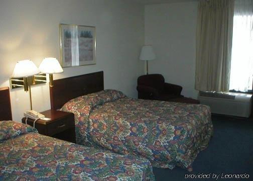 Rodeway Richmond Hotel 2*