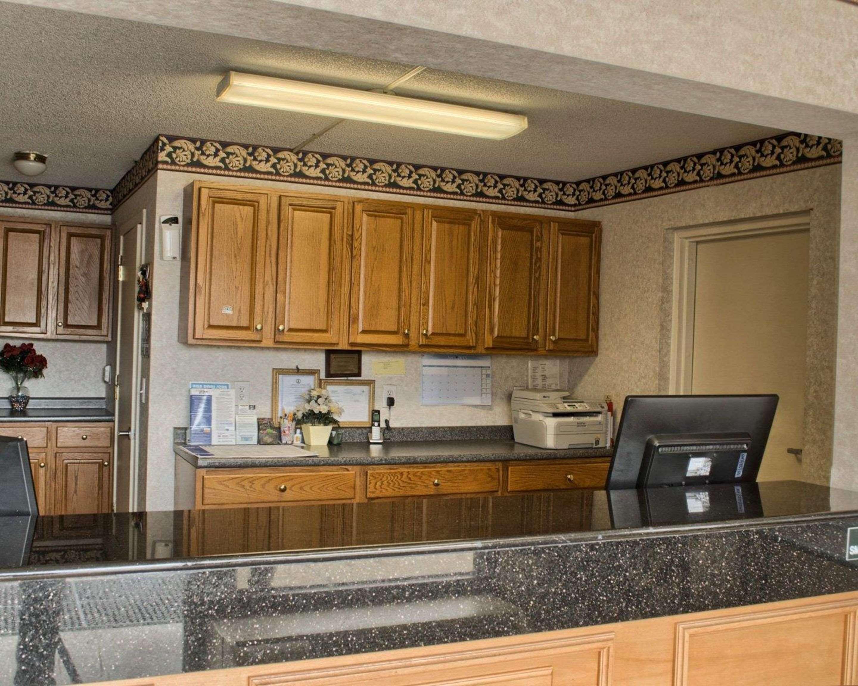 Rodeway Richmond Hotel 2*